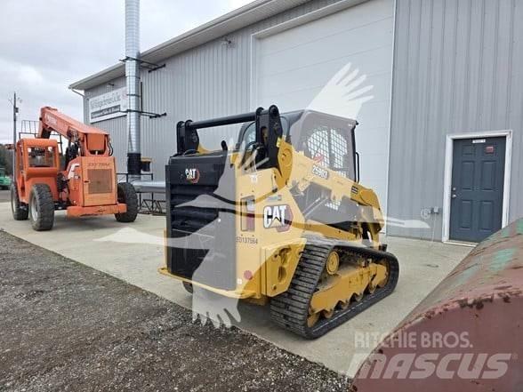 CAT 259D3 滑移装载机