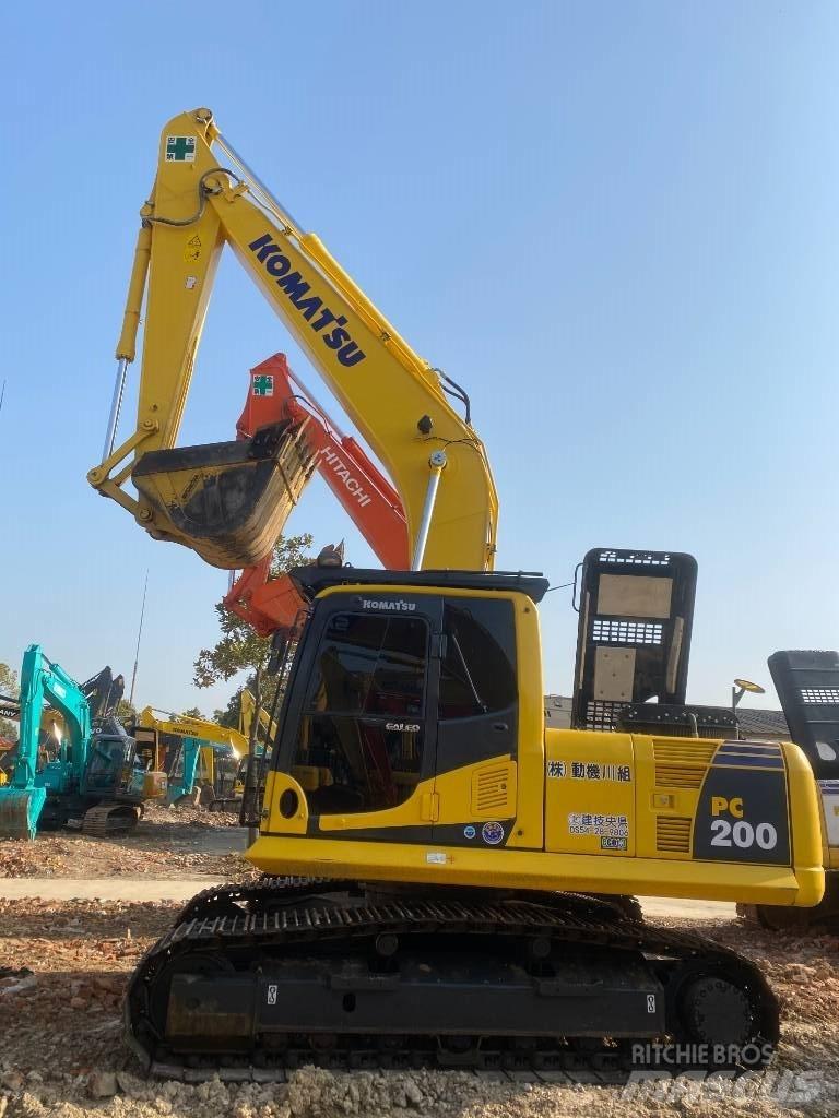 Komatsu PC 200-8 履带挖掘机