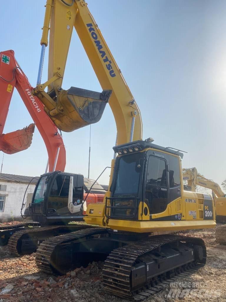 Komatsu PC 200-8 履带挖掘机
