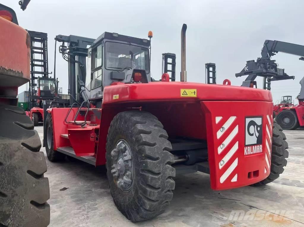 Kalmar DCF 300-12 柴油叉车
