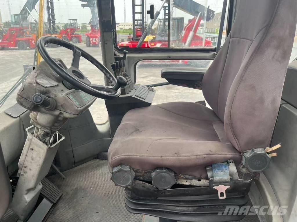Kalmar DCF 300-12 柴油叉车
