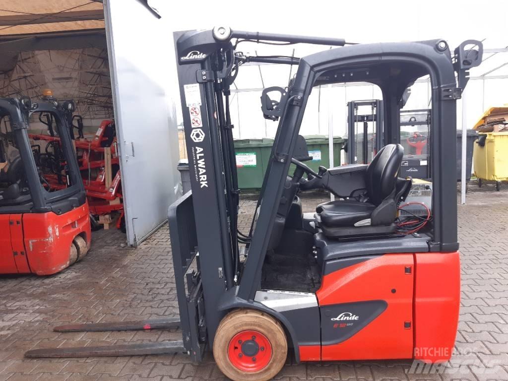 Linde E 12 电动叉车