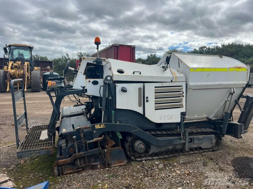 Bomag BF 223 C 沥青摊铺机