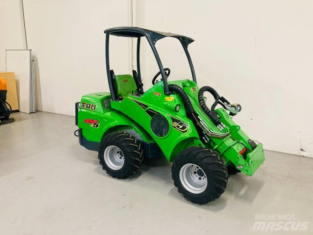 Avant E 5 小型装载机