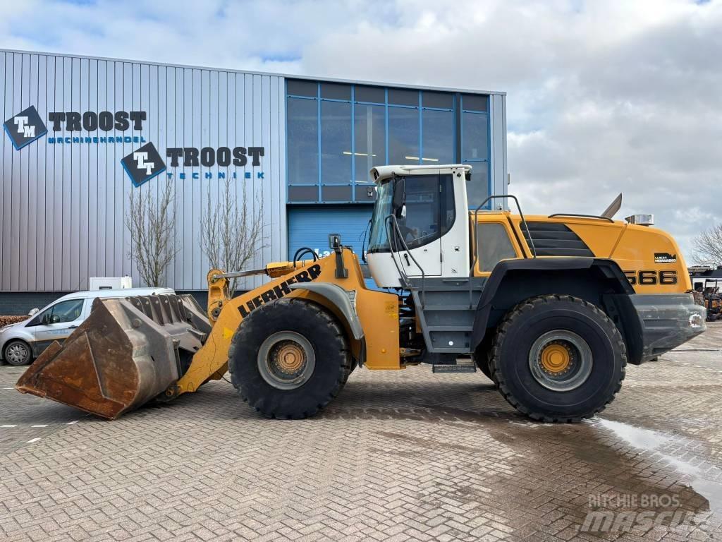 Liebherr L 566 轮式装载机