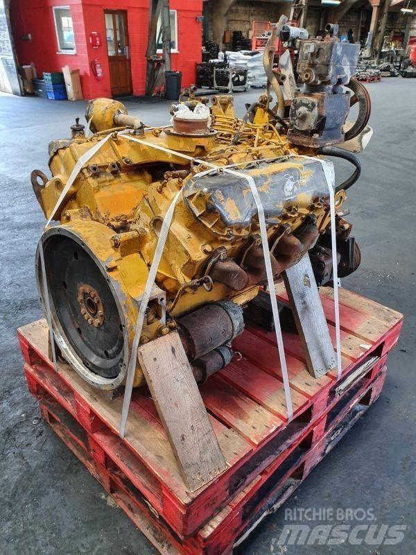 CAT 3208 发动机