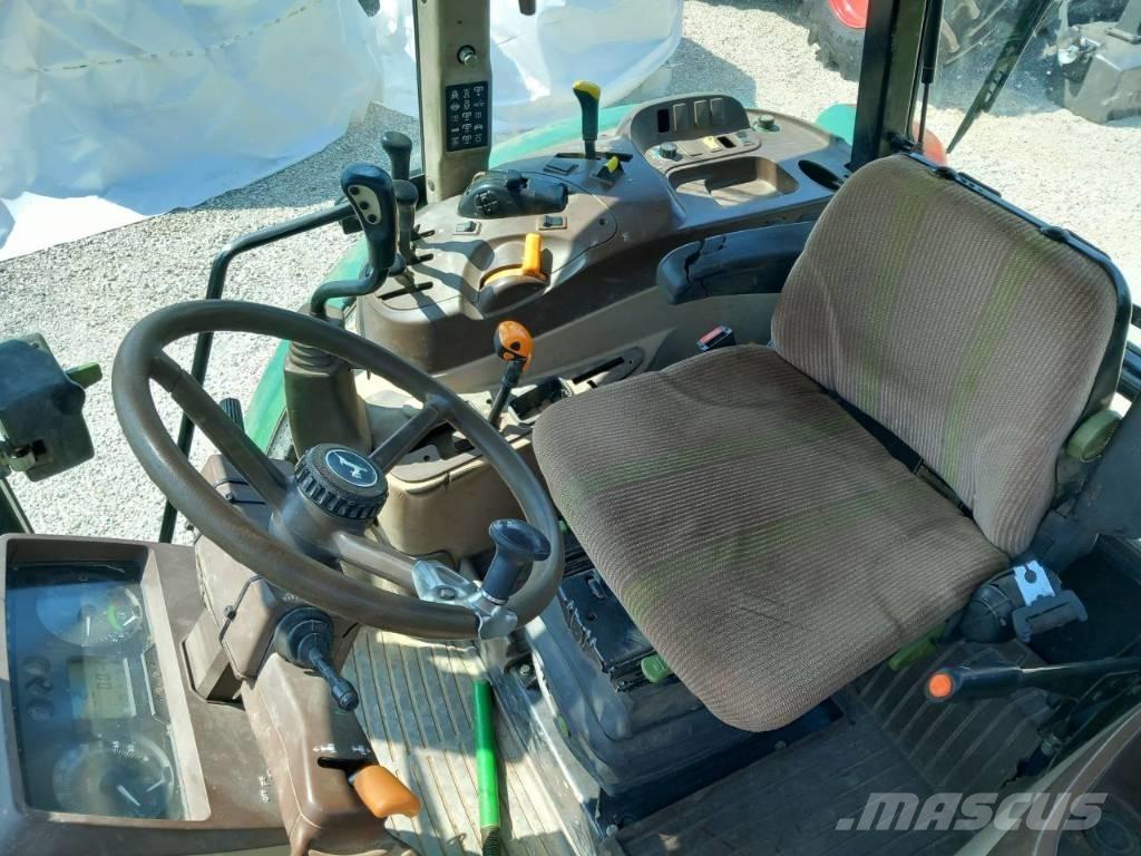 John Deere 5820 拖拉机/农用车