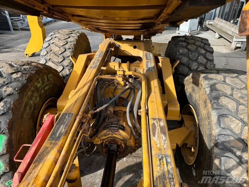 CAT 740 翻斗车\公路型自卸车