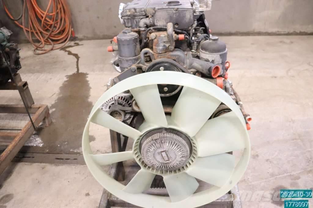 Mercedes-Benz ATEGO 发动机