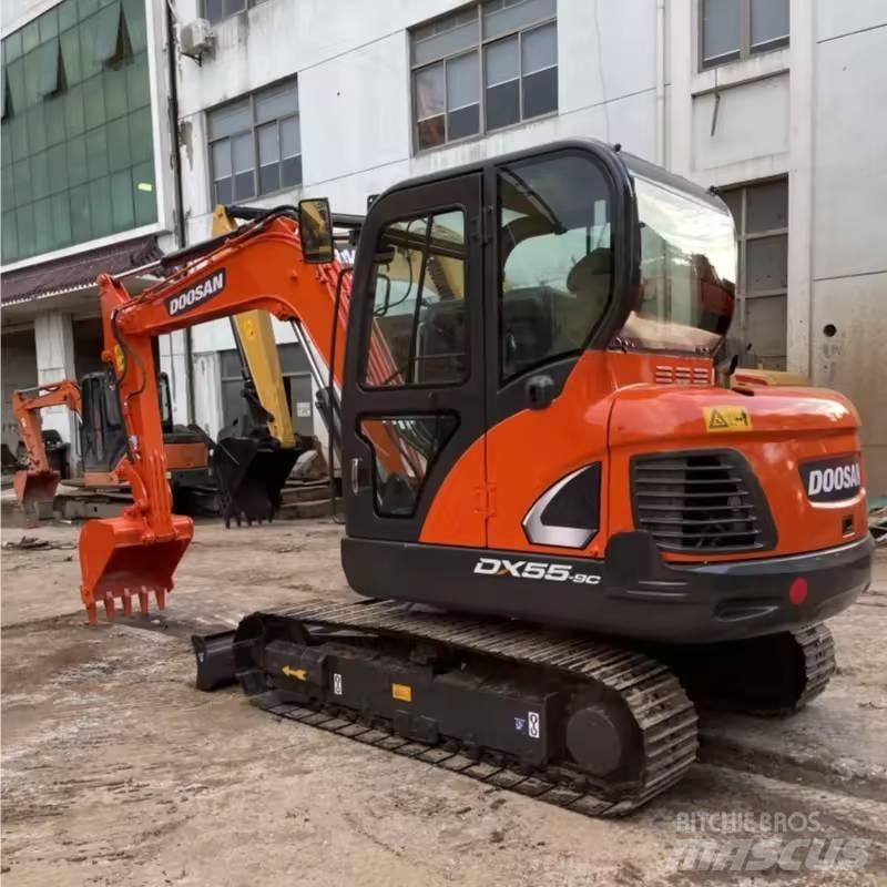 Doosan DX55 履带挖掘机