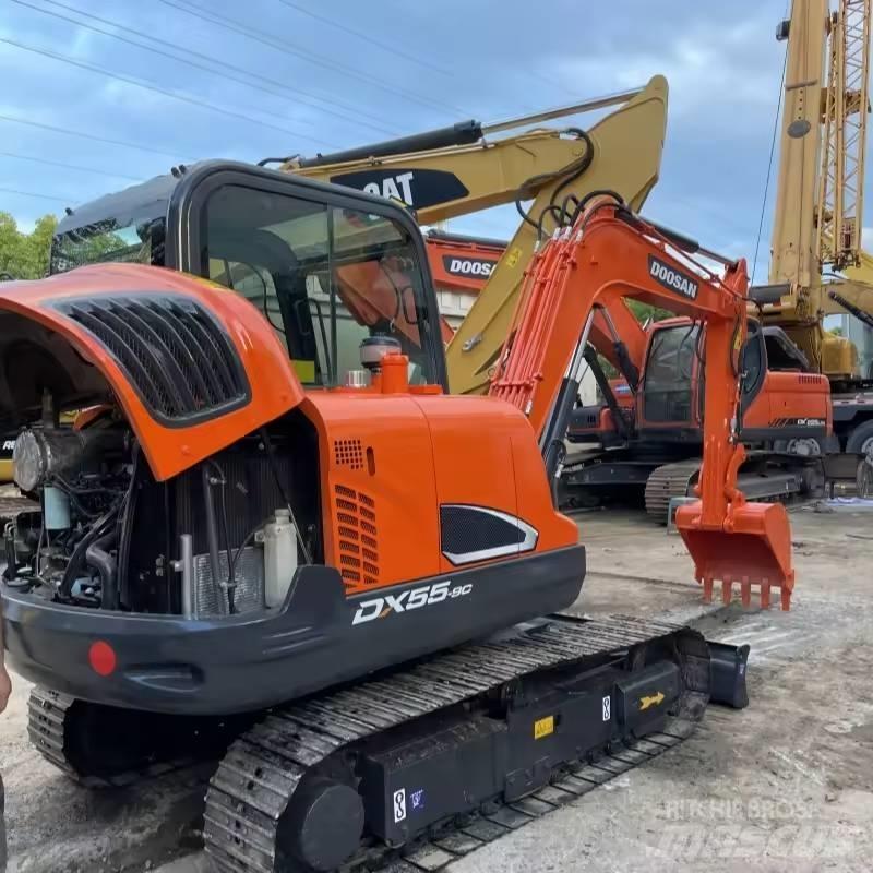Doosan DX55 履带挖掘机