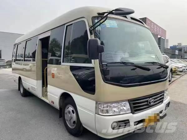 Toyota Coaster Bus 迷你巴士