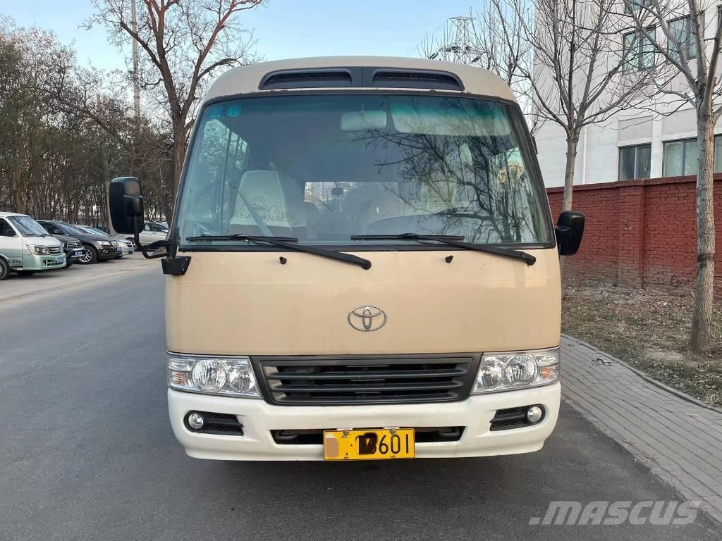 Toyota Coaster Bus 迷你巴士