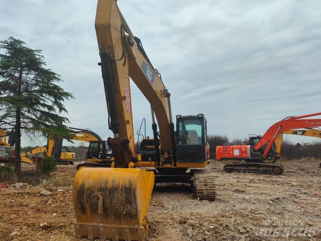 CAT 320 D 履带挖掘机