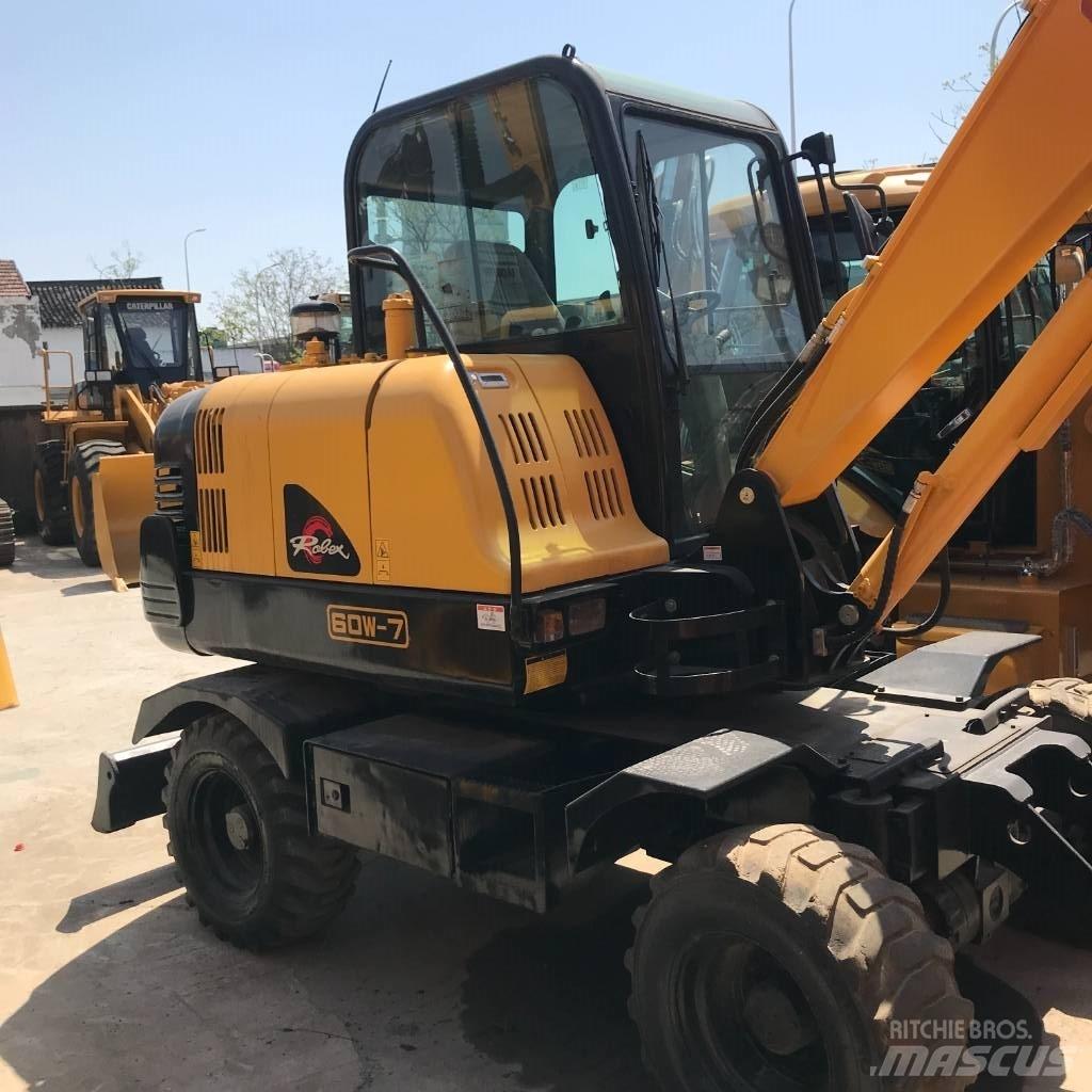 Hyundai 60 W 轮式挖掘机