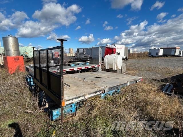 Ford F 550 平板栏板货车