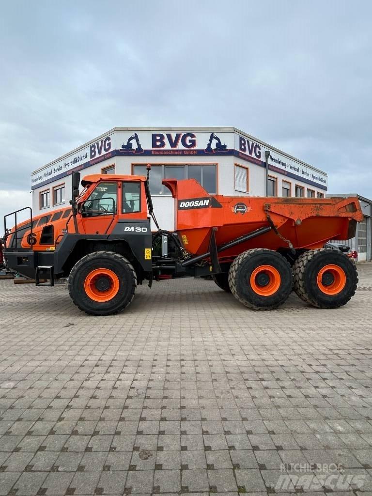 Doosan DA30 铰接式自卸车