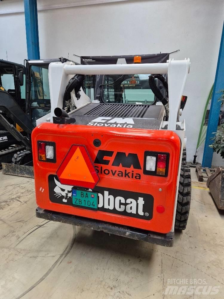 Bobcat S 590 滑移装载机