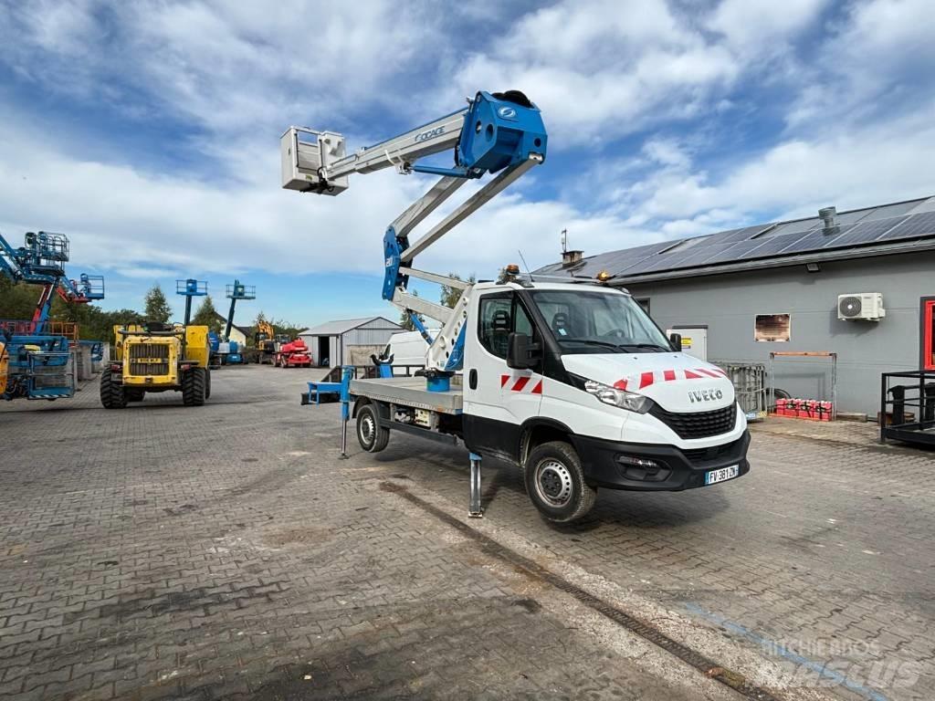 Iveco 35-140 车载式高空作业车