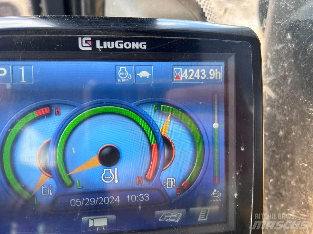 LiuGong 915E 履带挖掘机