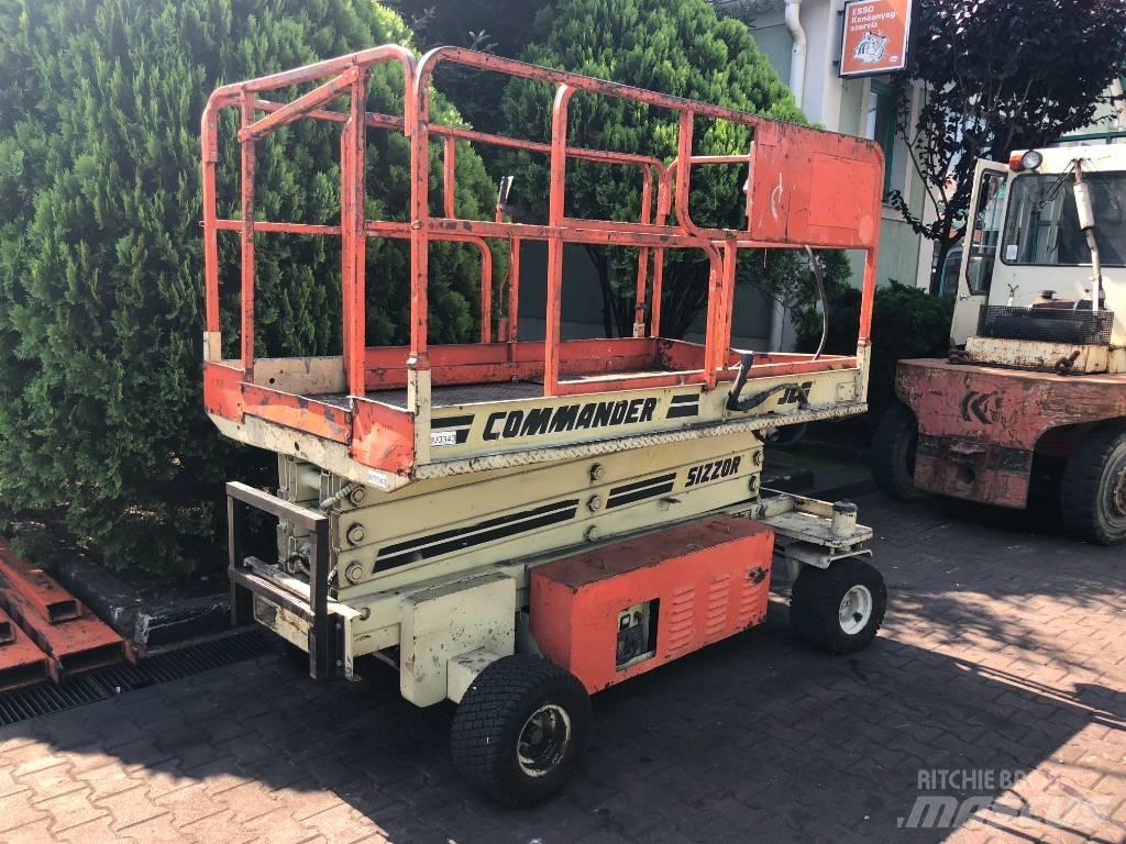 JLG CM2558    V-3343 客货电梯
