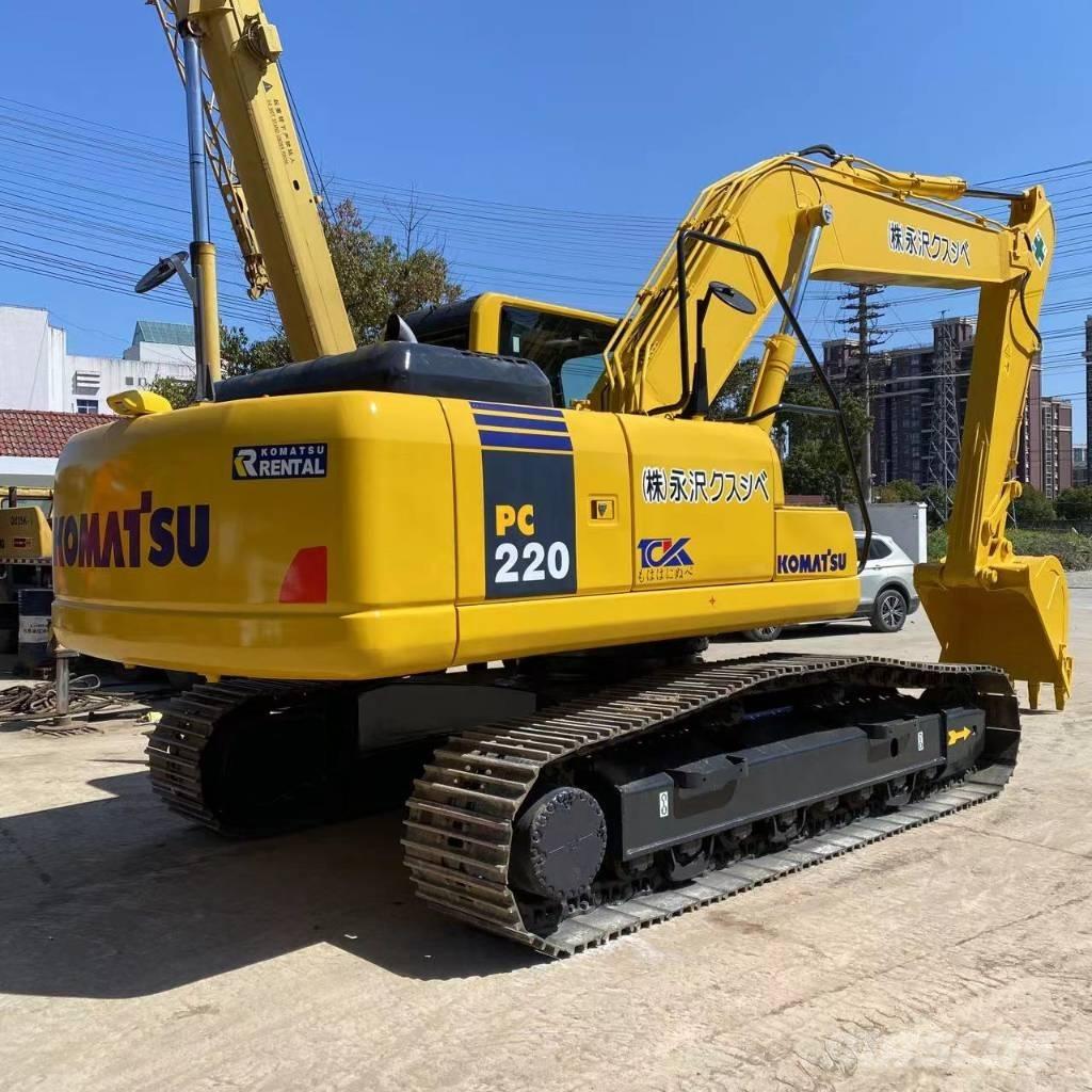 Komatsu PC 220 履带挖掘机