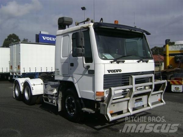 Volvo FL10 牵引车