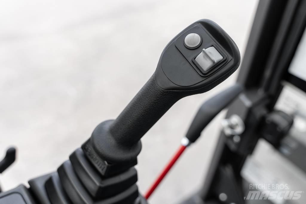 CASE CX 50D 小型挖掘机