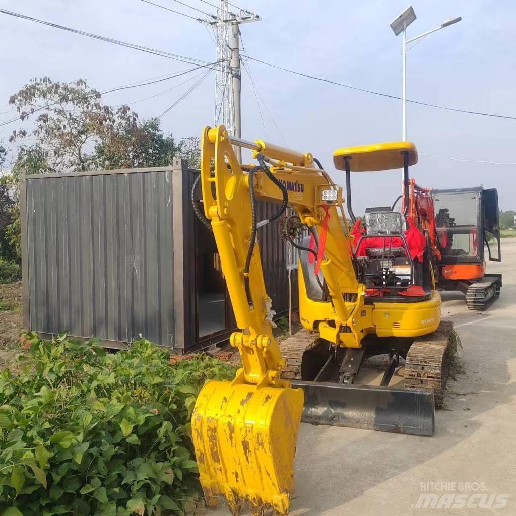 Komatsu PC 35 MR 小型挖掘机