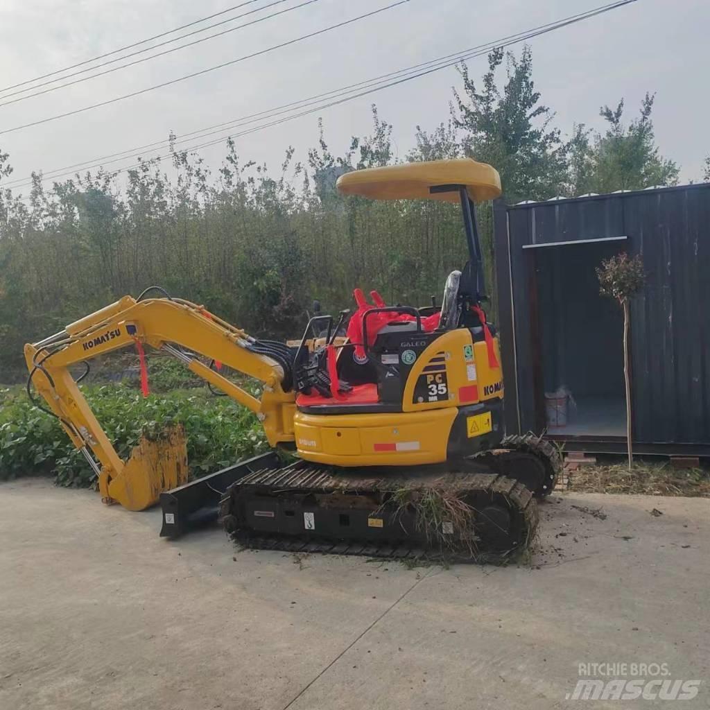 Komatsu PC 35 MR 小型挖掘机