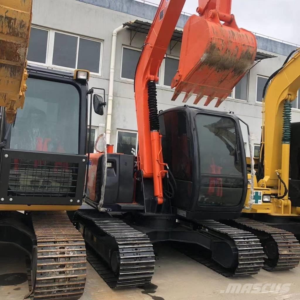 Hitachi ZX 70 小型挖掘机
