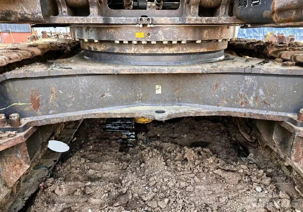 Doosan DX 420 LC 履带挖掘机