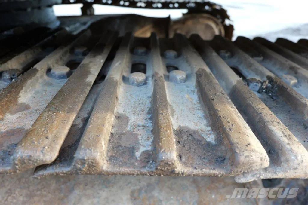 Doosan DX300LC 履带挖掘机