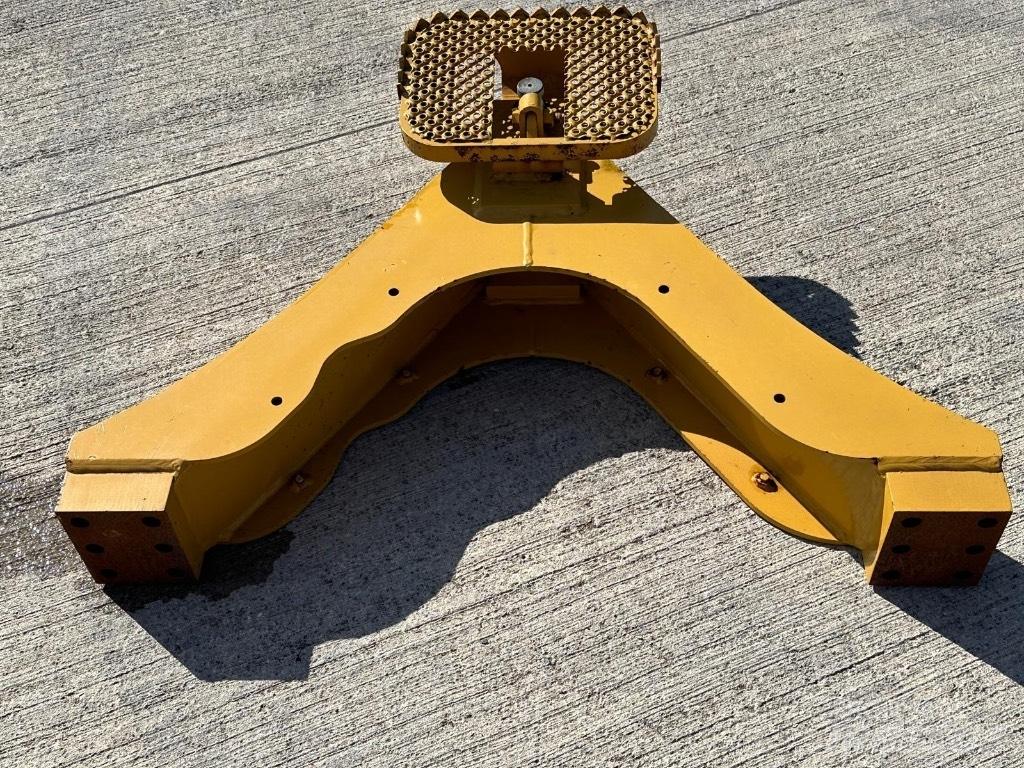 CAT D6N Drawbar 其他组件