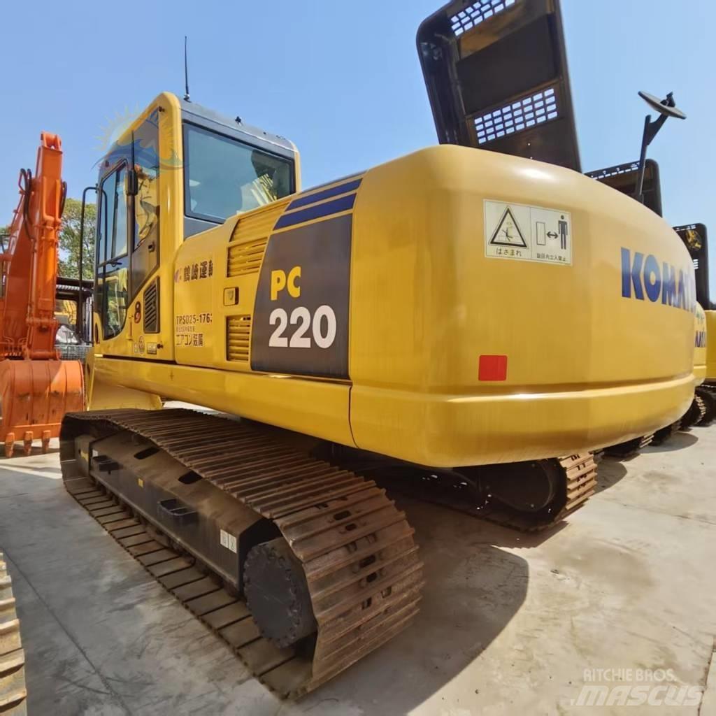 Komatsu PC 220-8 履带挖掘机