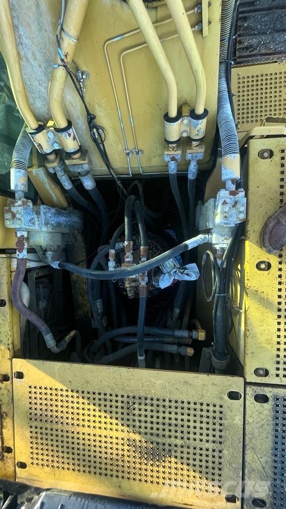 CAT 330 C LC 履带挖掘机