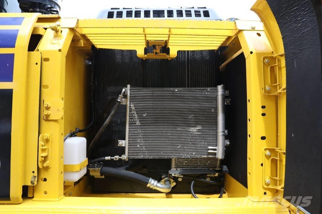 Komatsu PC 200-8 小型挖掘机