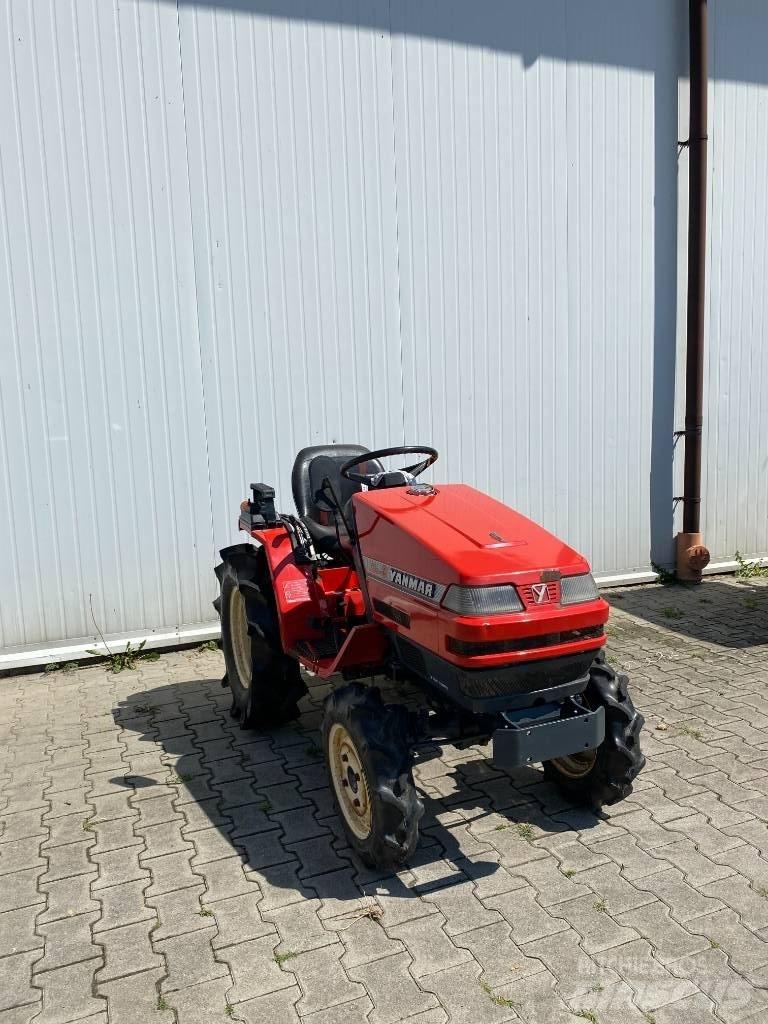 Yanmar KE-3 小型拖拉机