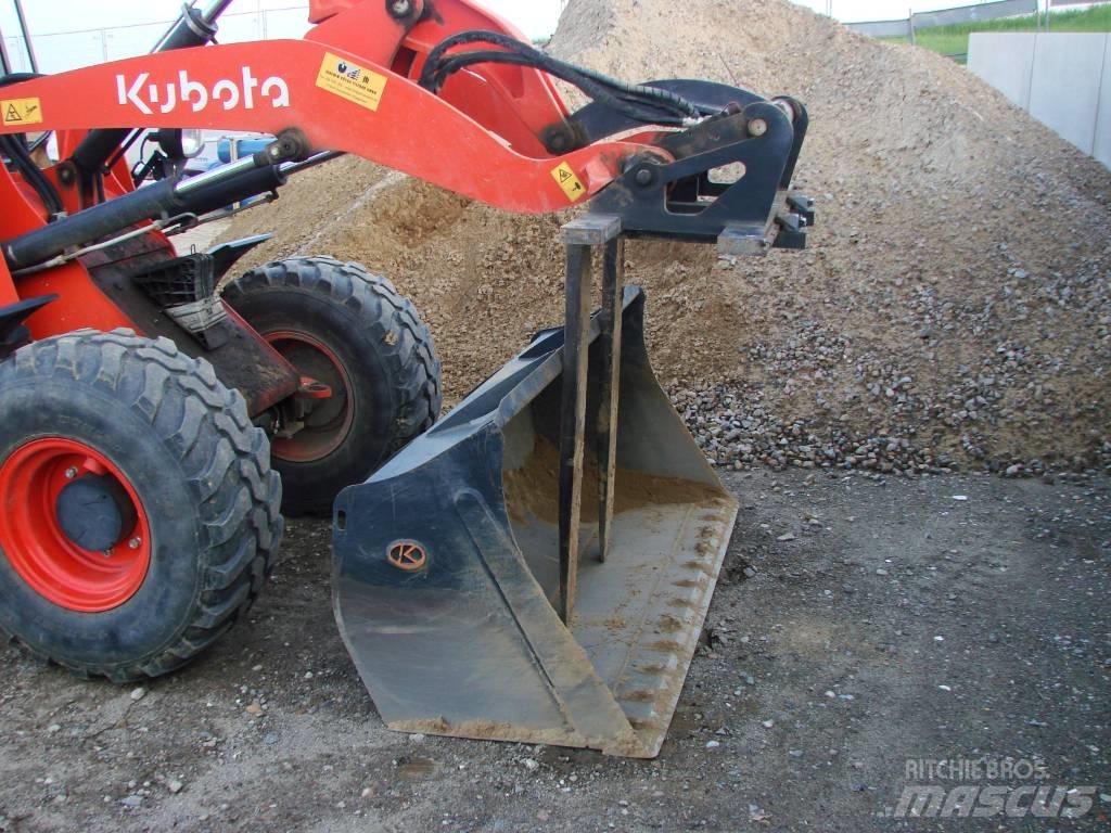 Kubota R 082 轮式装载机