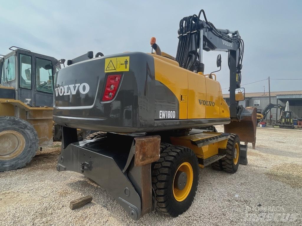 Volvo EW 180 C 轮式挖掘机