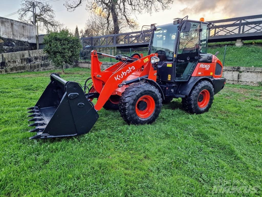 Kubota R 065 轮式装载机