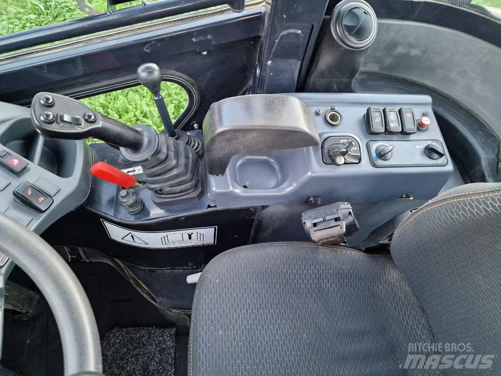 Kubota R 065 轮式装载机