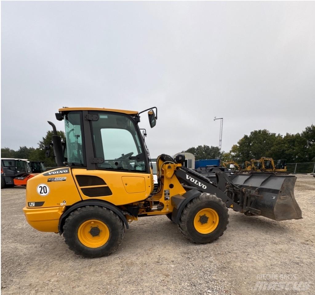 Volvo L25F 轮式装载机