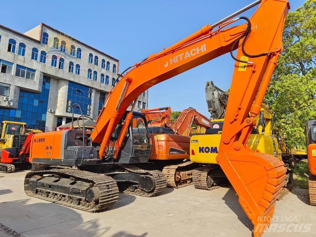 Hitachi ZX 210 履带挖掘机