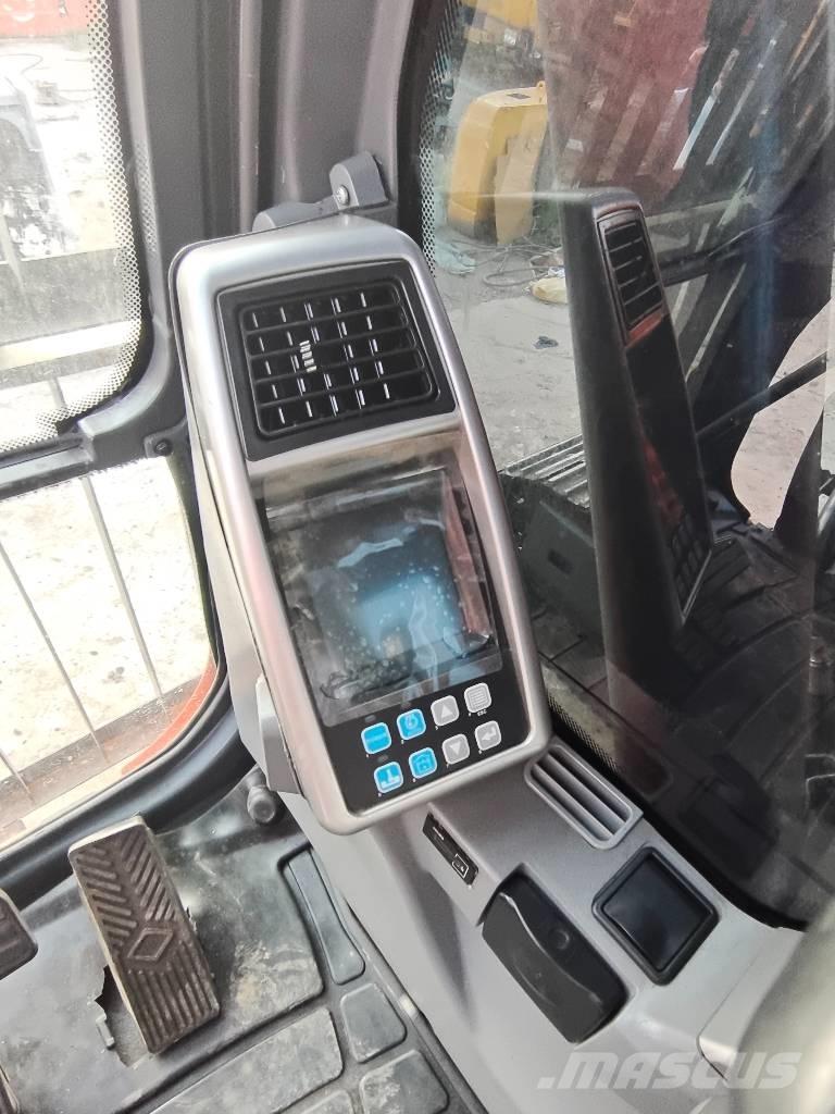 Doosan DX 225 LC 履带挖掘机