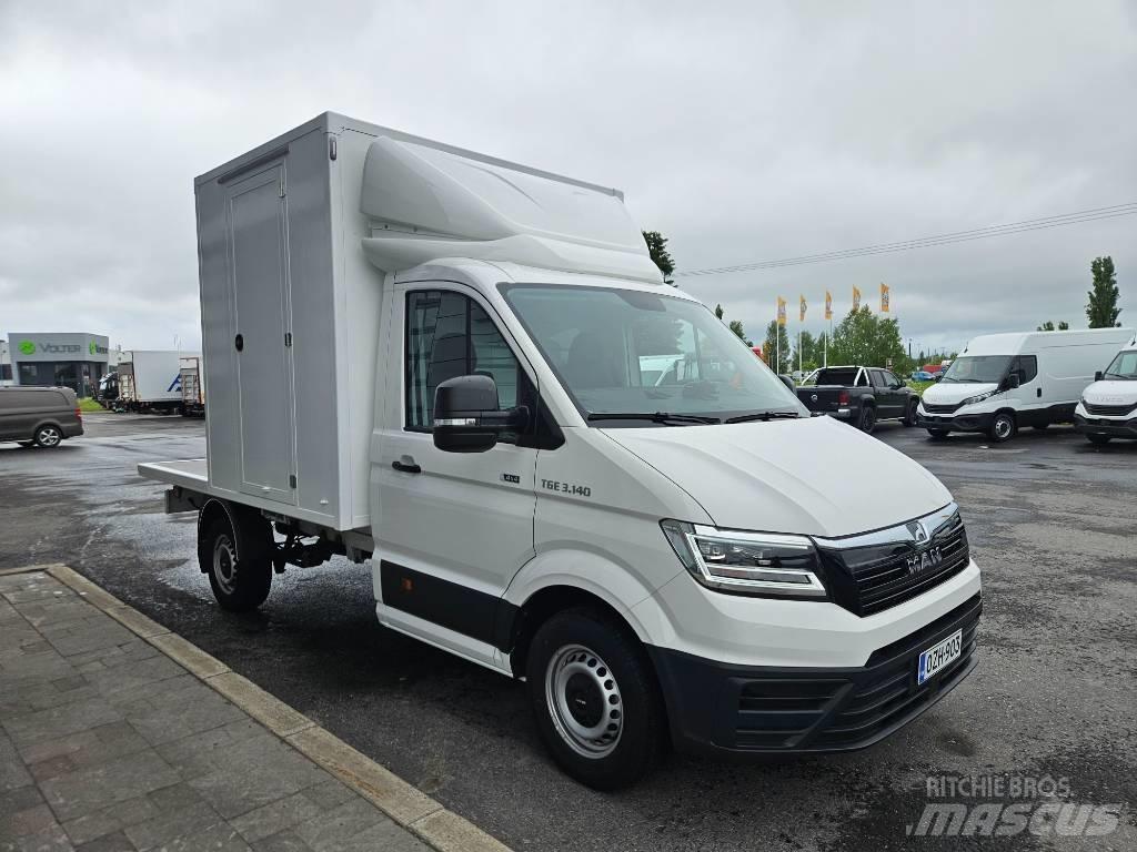 MAN TGE 3.140  4x4 商务面包车