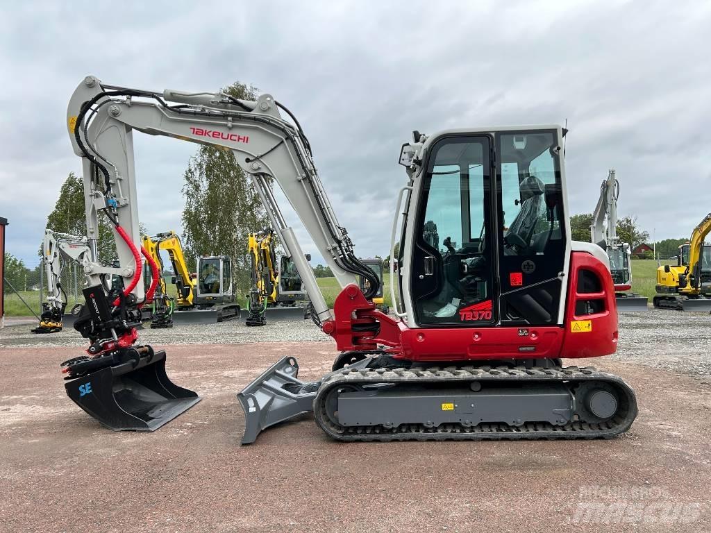 Takeuchi TB370 小型挖掘机