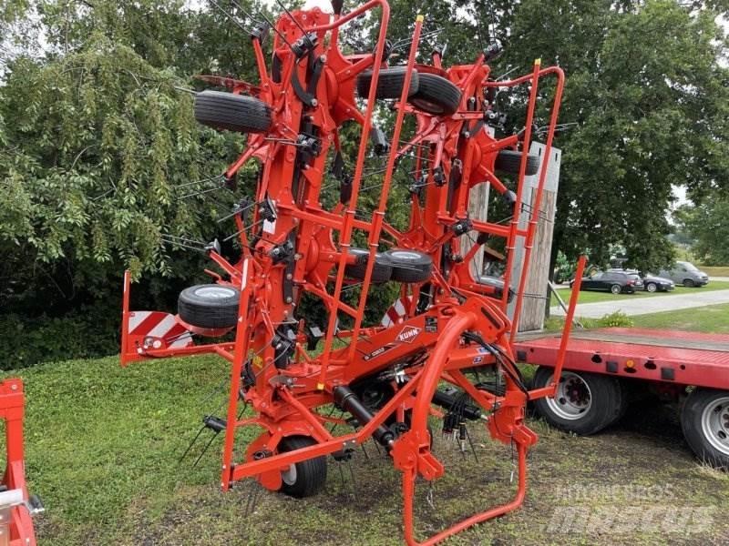 Kuhn GF10803 犁耙和摊草机