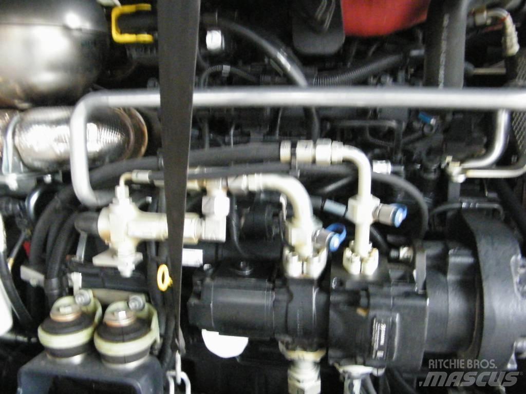 Yanmar B95W 轮式挖掘机