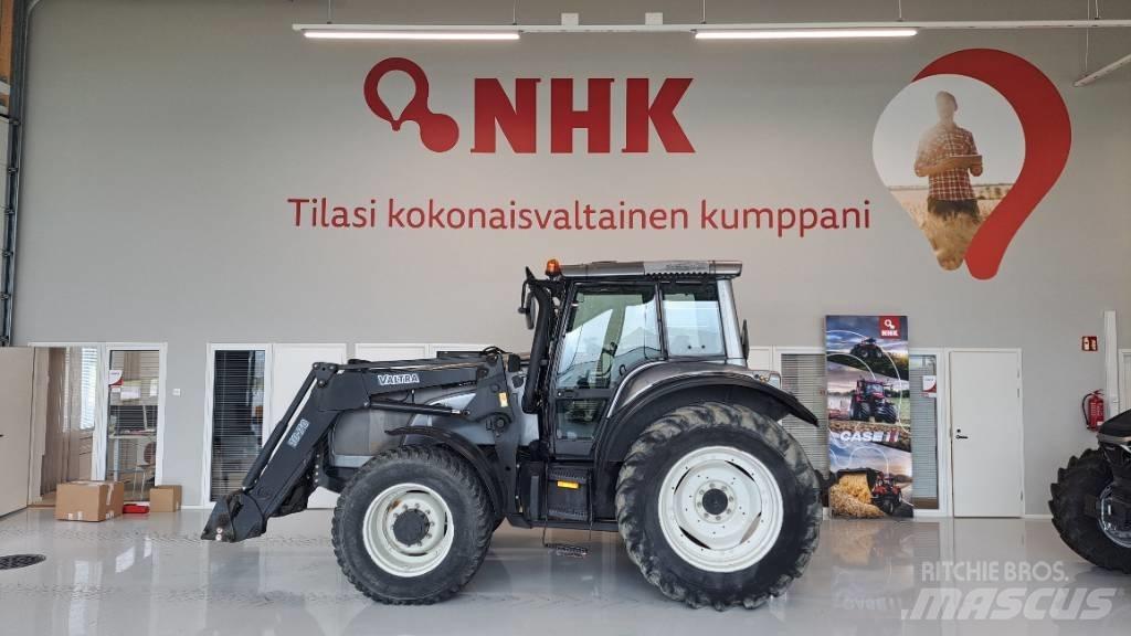 Valtra M 130 拖拉机/农用车
